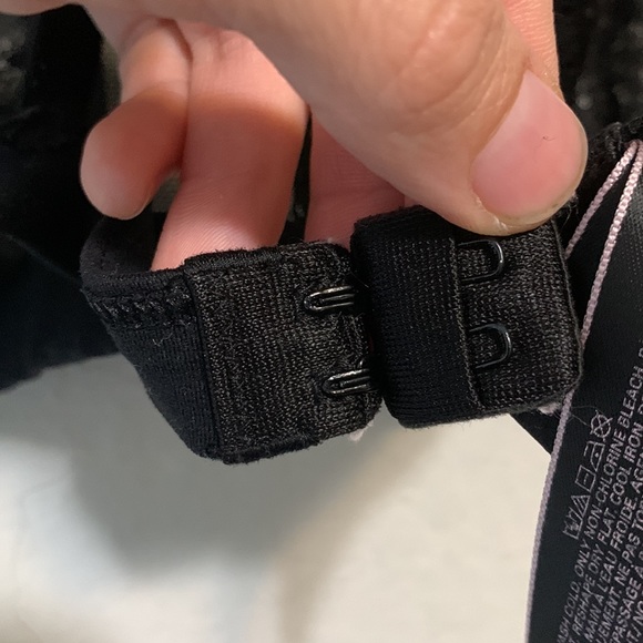 Victoria’s Secret Dream Angels Sheer Black Lace High Neck Bralette - Picture 6 of 7